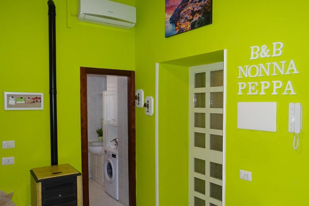 Bed and Breakfast Nonna Peppa - Sorrento Сант'Анджелло Экстерьер фото